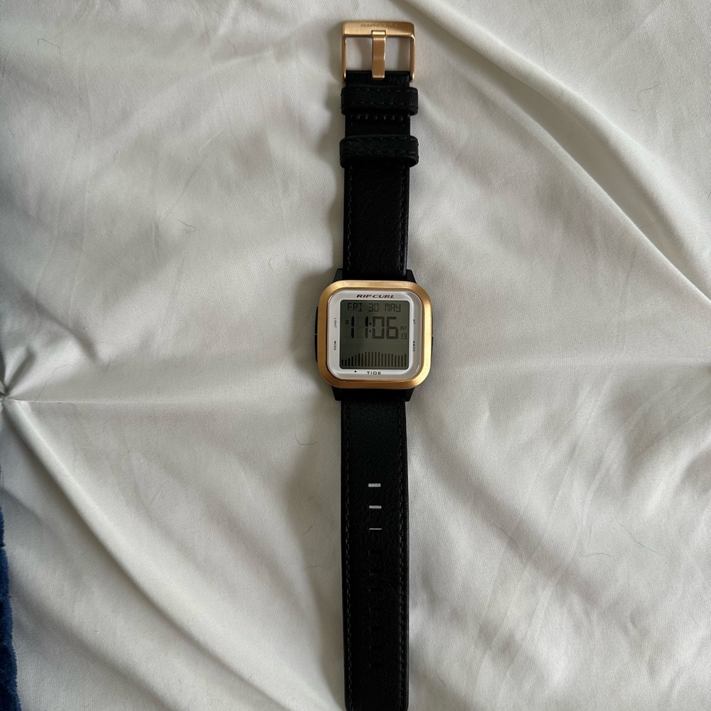 Women’s Next Tide Rip Curl Watch - Picture 3 of 6